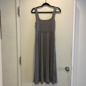 Aritzia Market Midi Dress